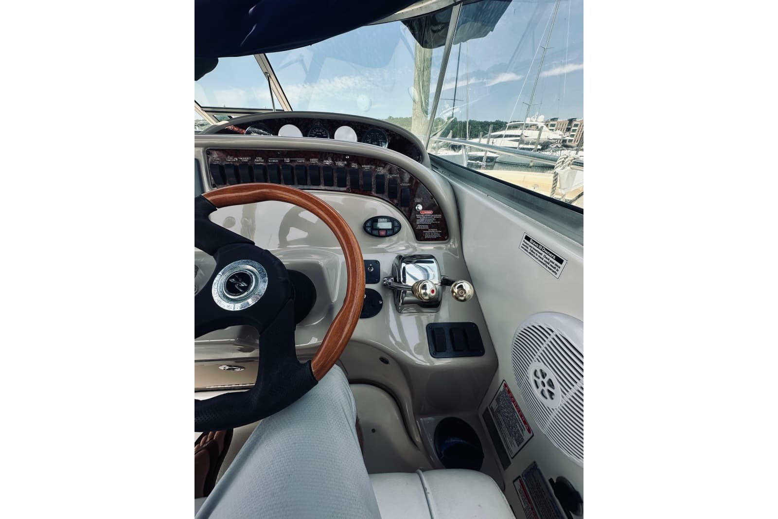 2005 Sea Ray 29 Amberjack