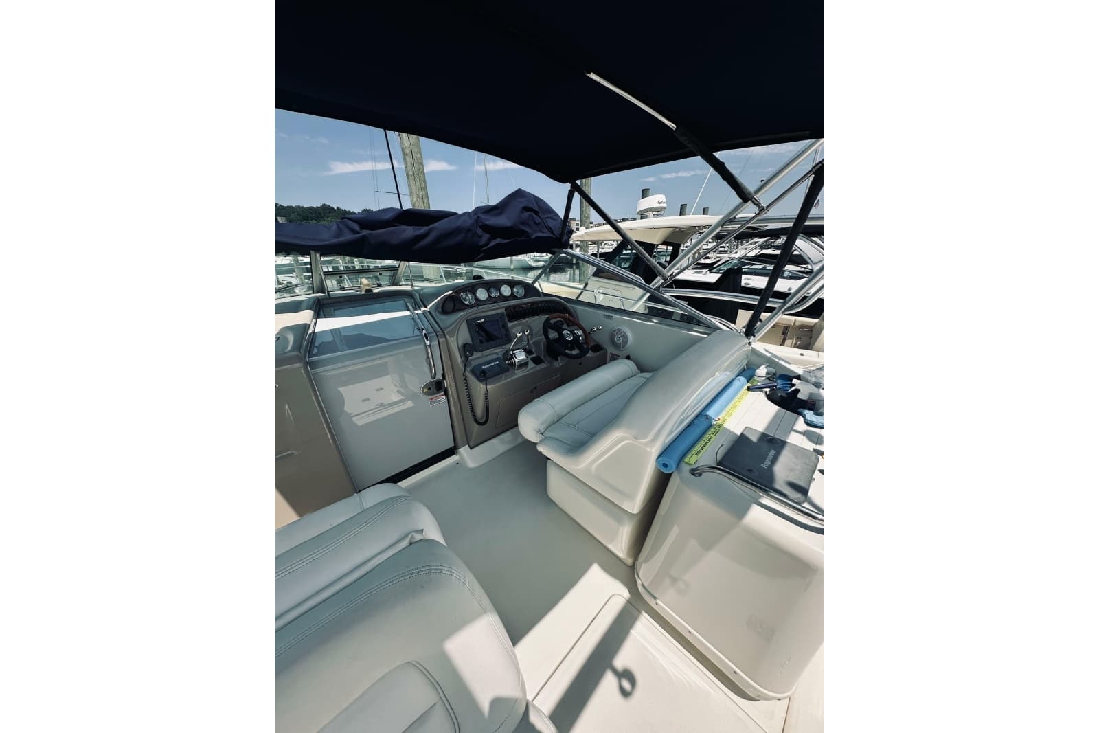 2005 Sea Ray 29 Amberjack