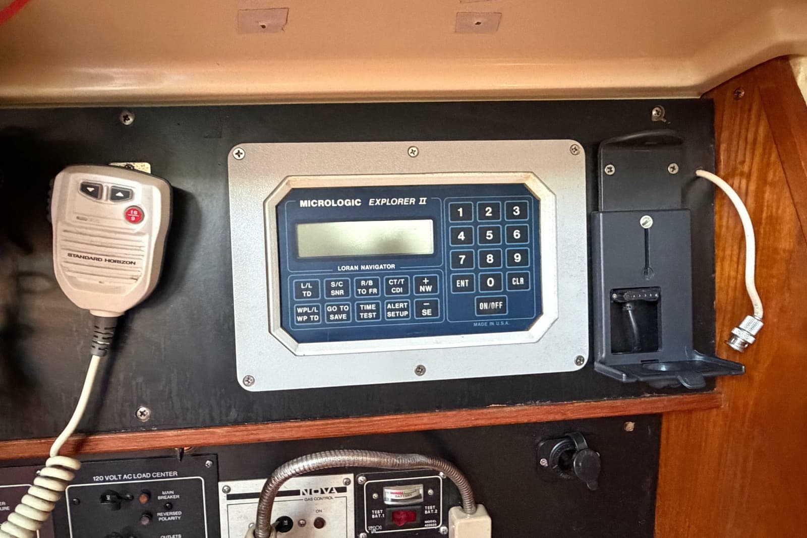 1986 Pearson 33