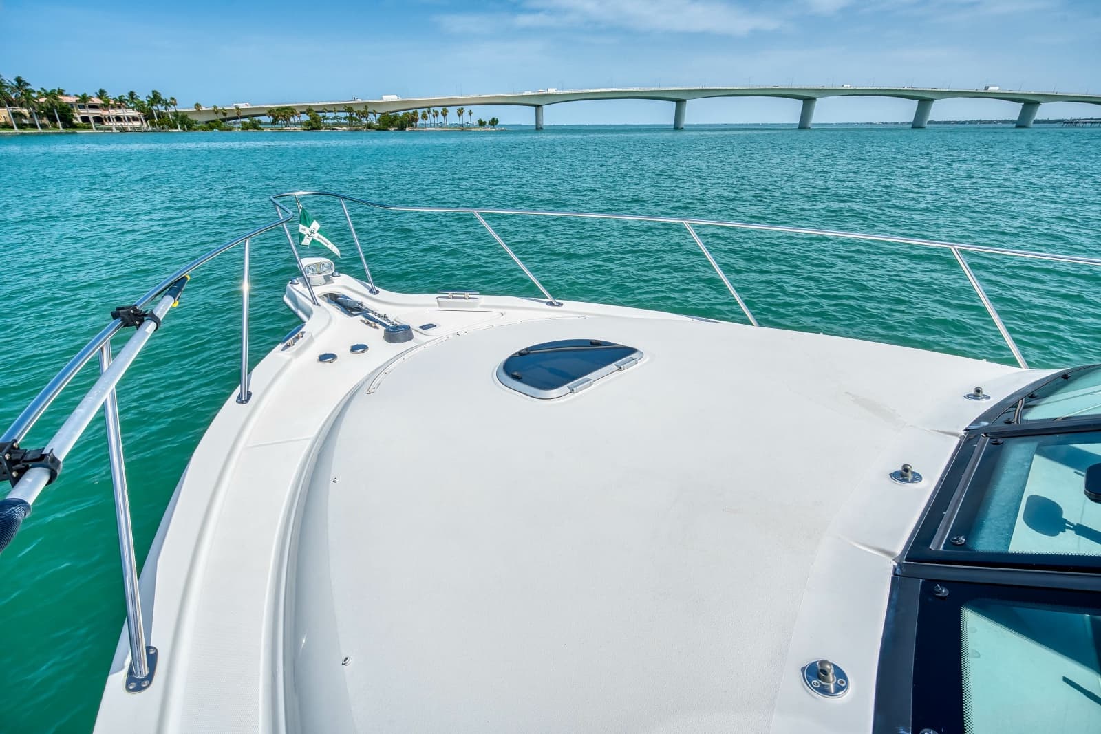 2011 Tiara Yachts 3500 Sovran LE