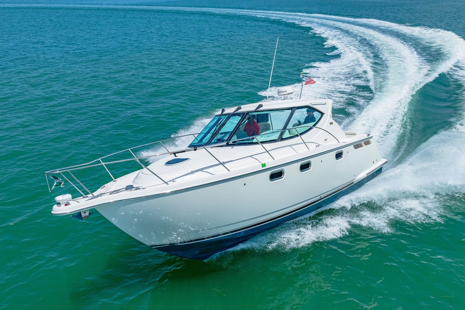 2011 Tiara Yachts 3500 Sovran LE