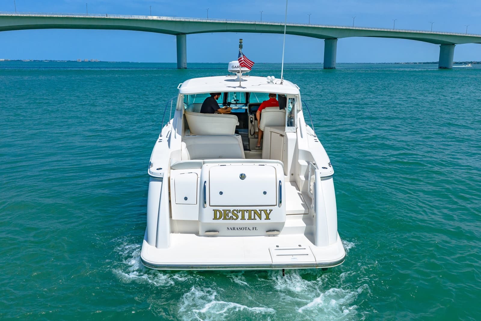 2011 Tiara Yachts 3500 Sovran LE