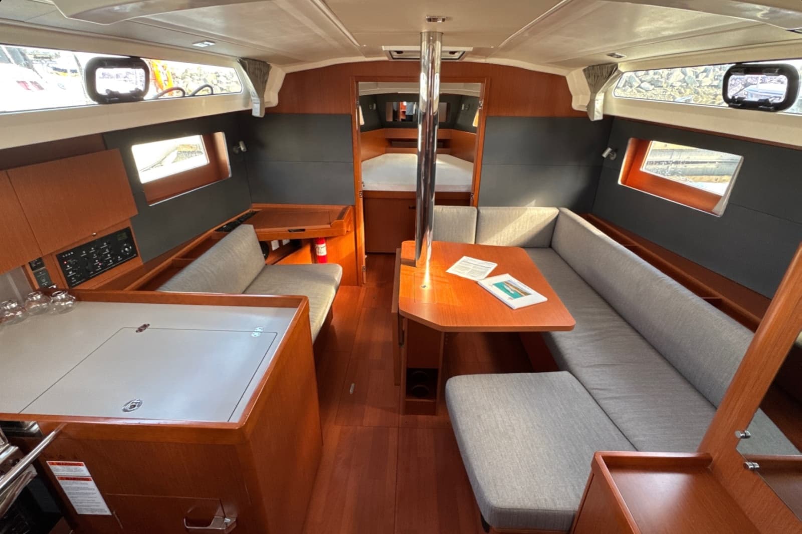 2020 Beneteau Oceanis 41.1