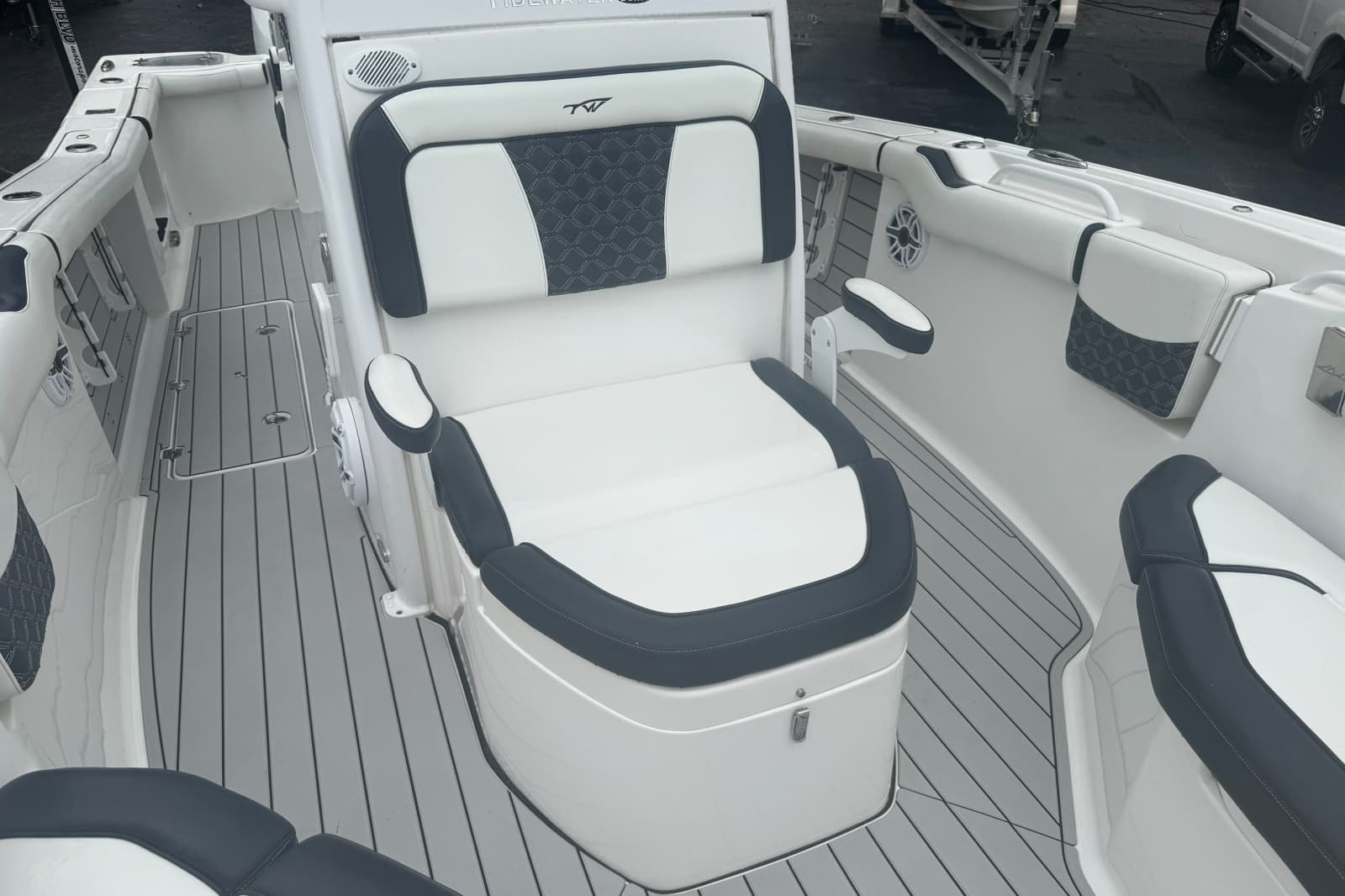 2021 Tidewater 256 CC Adventure