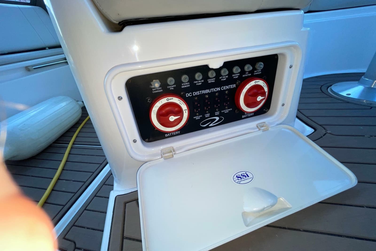 2008 Regal 3060 Window Express