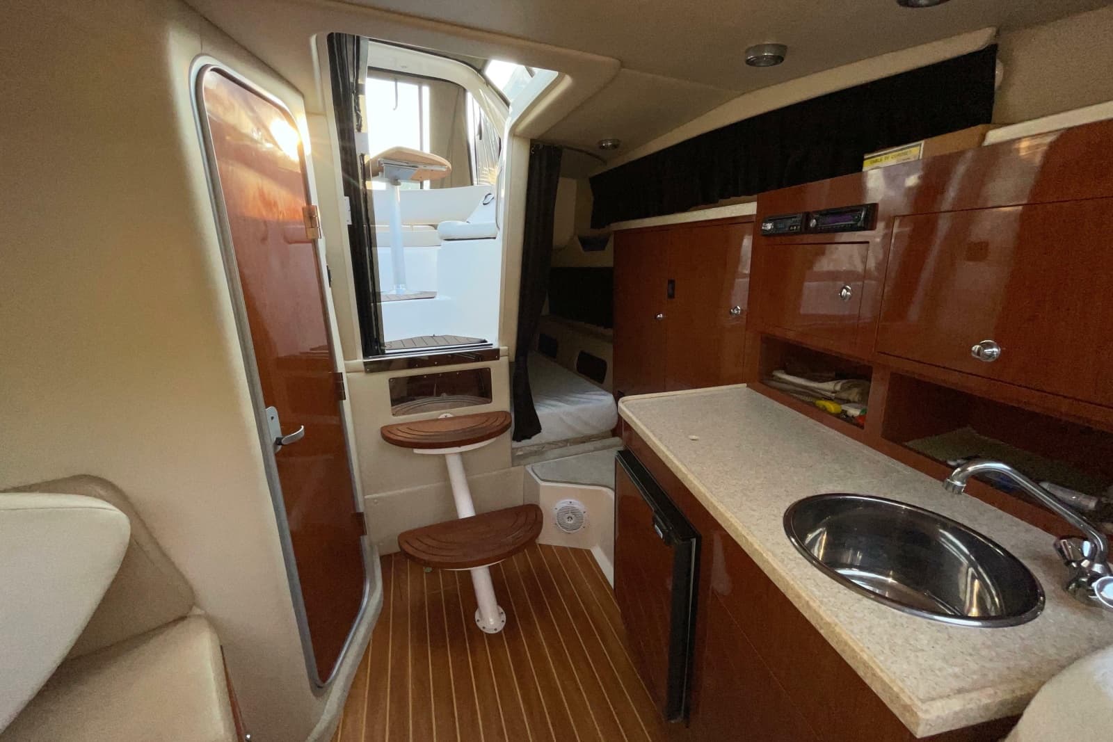2008 Regal 3060 Window Express