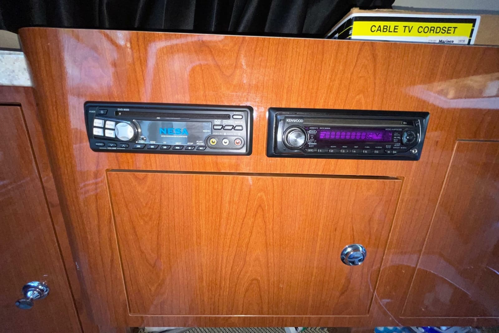 2008 Regal 3060 Window Express