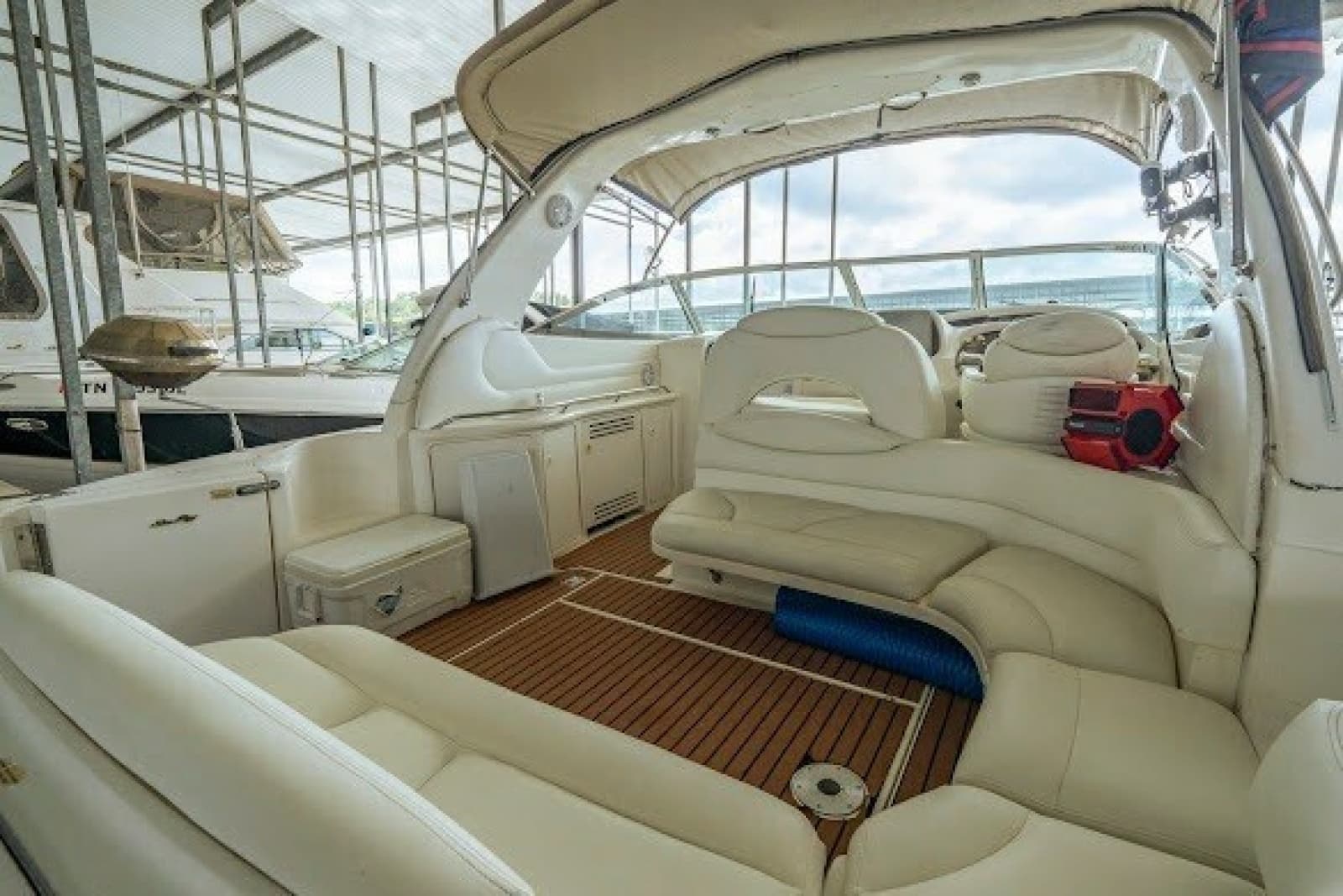 1999 Sea Ray 380 Sundancer