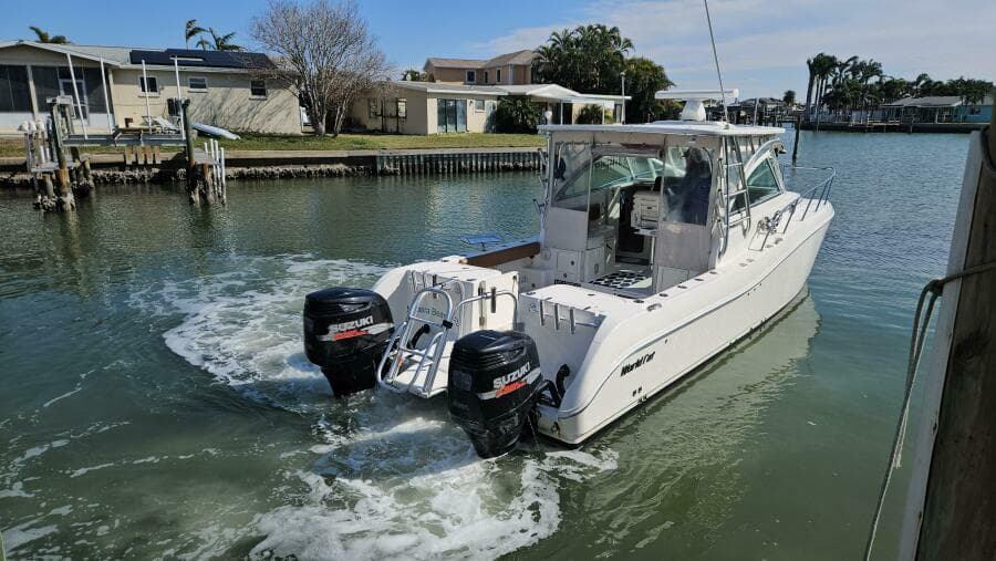 2008 World Cat 320 EC