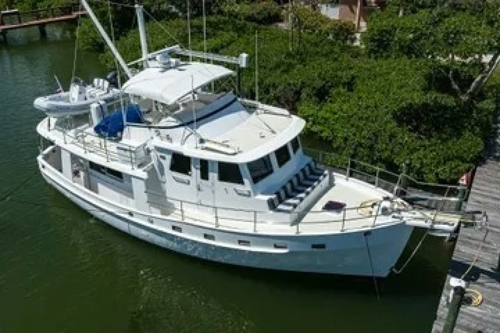 Starboard bow view from above