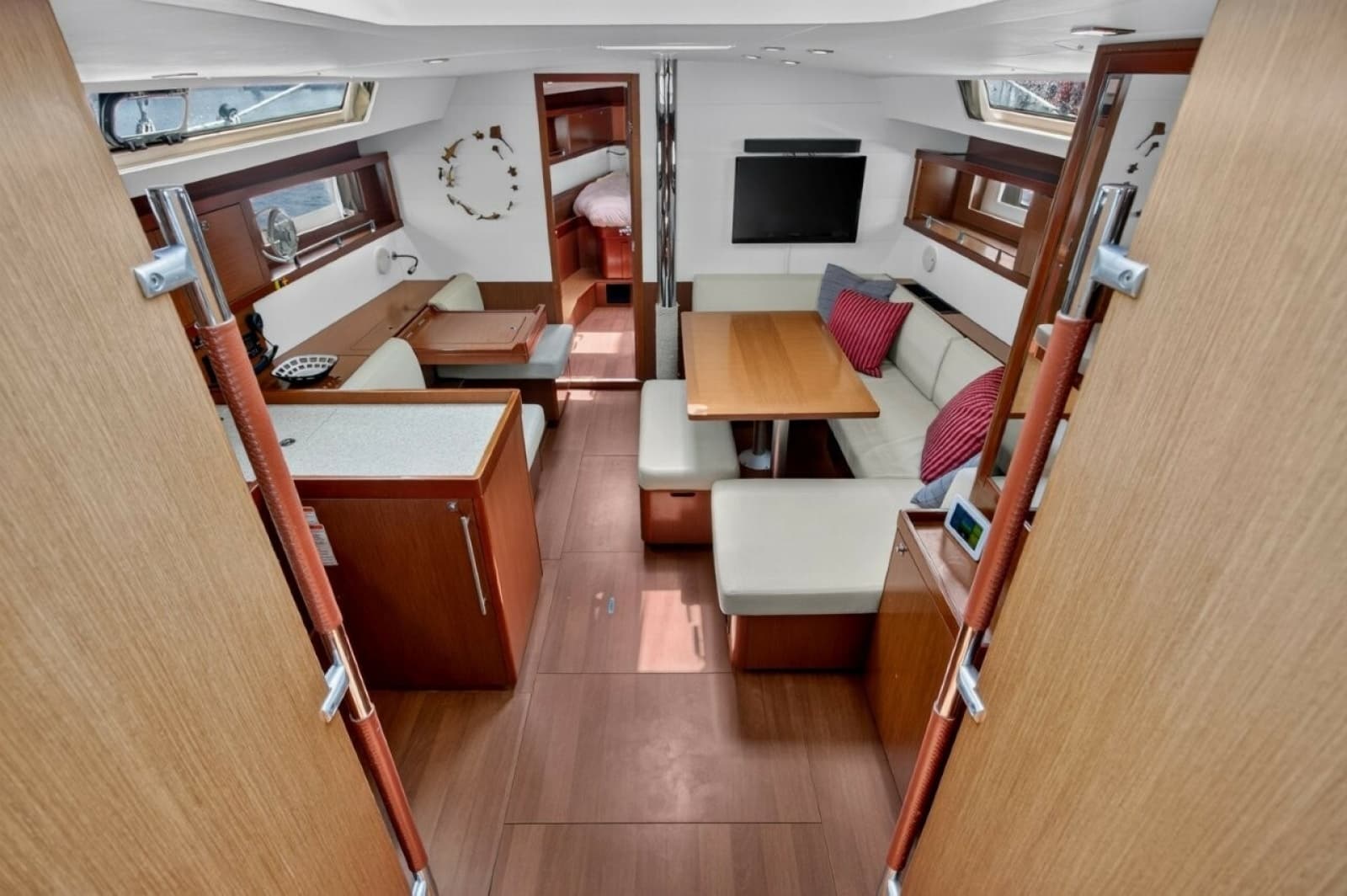 2013 Beneteau Oceanis 45
