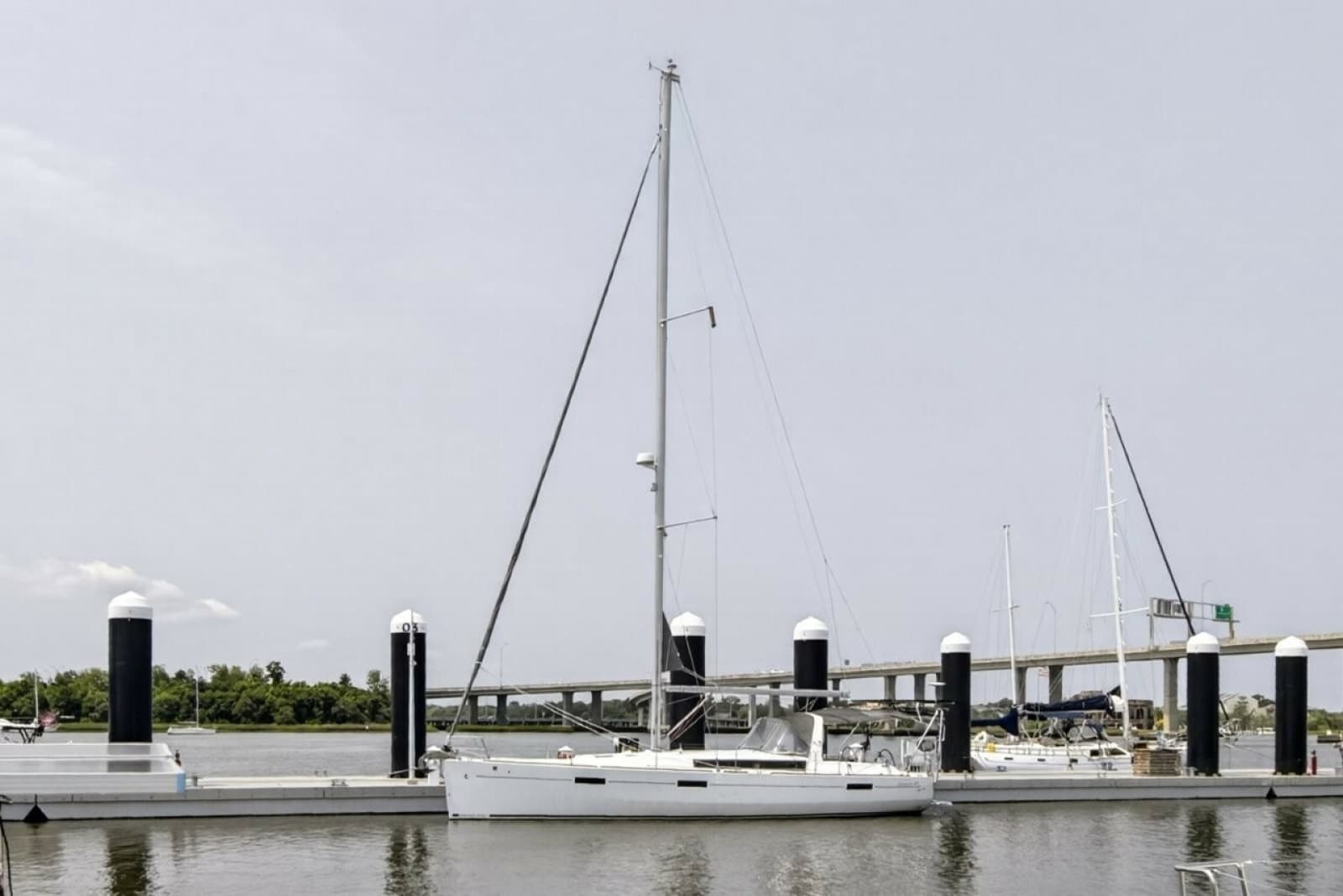 2013 Beneteau Oceanis 45