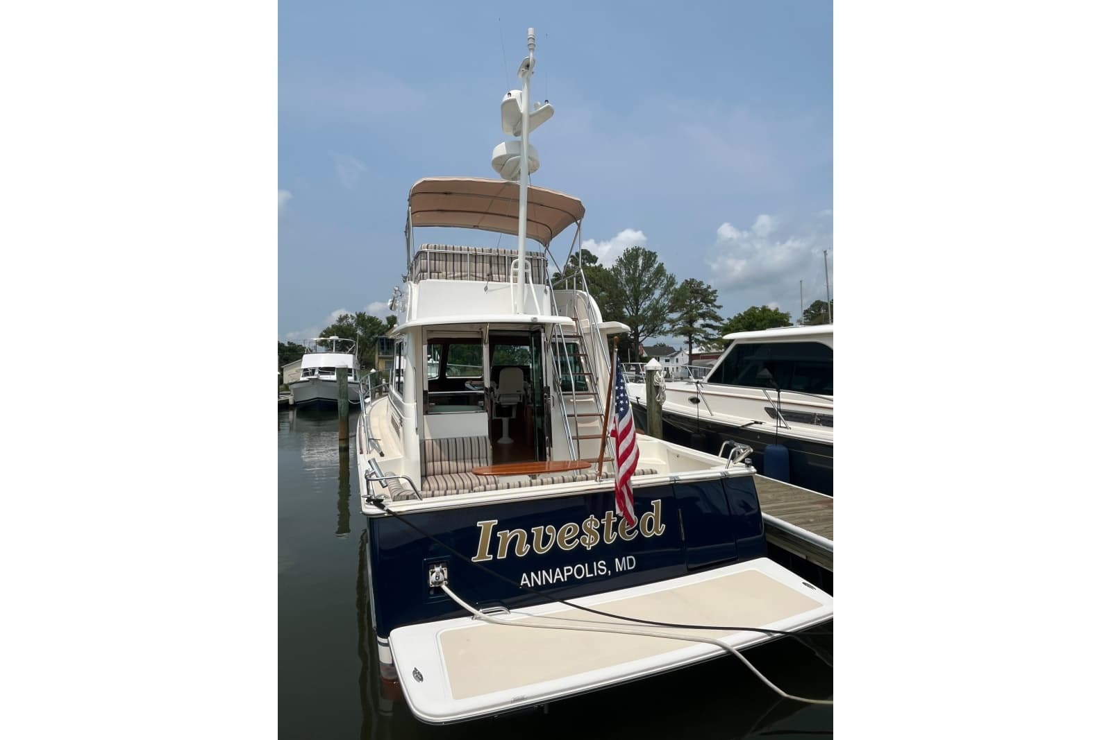 2018 Sabre 42 Fly Bridge Sedan