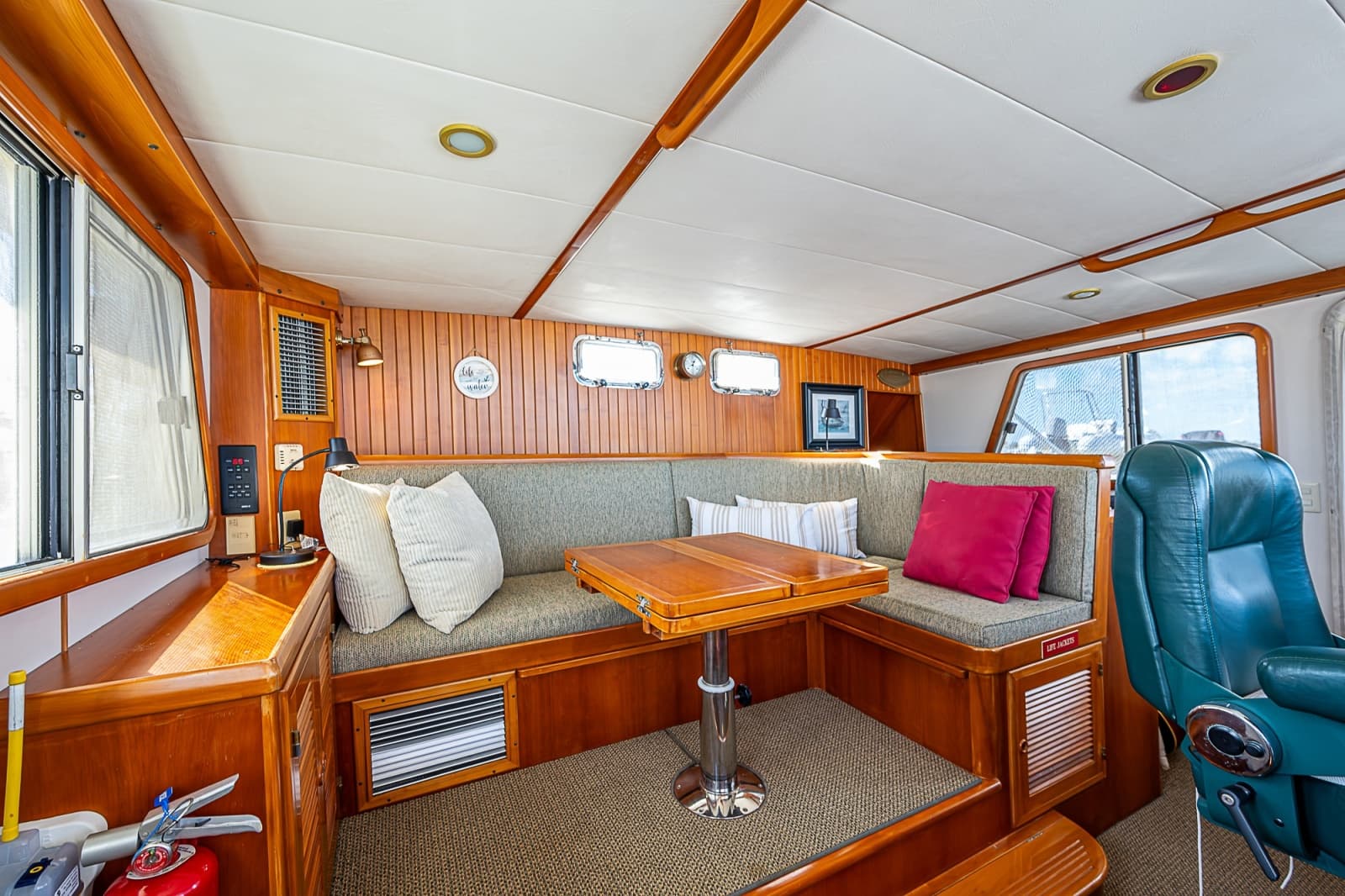 2001 Kadey-Krogen Krogen Trawler