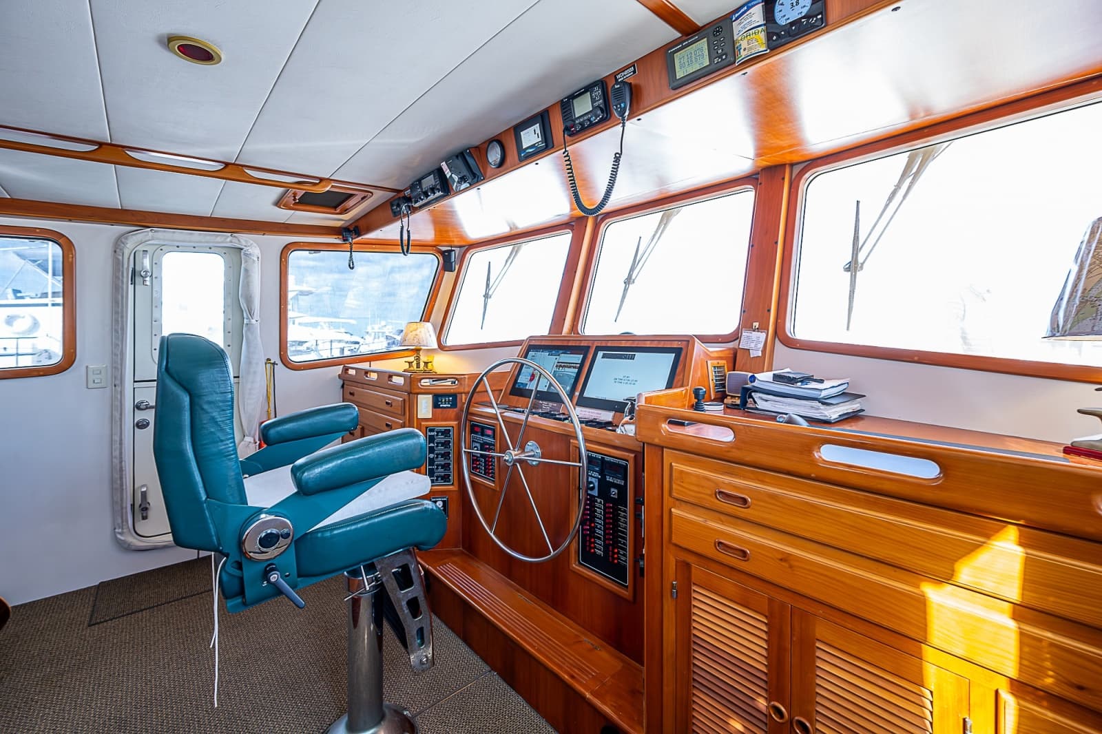 2001 Kadey-Krogen Krogen Trawler
