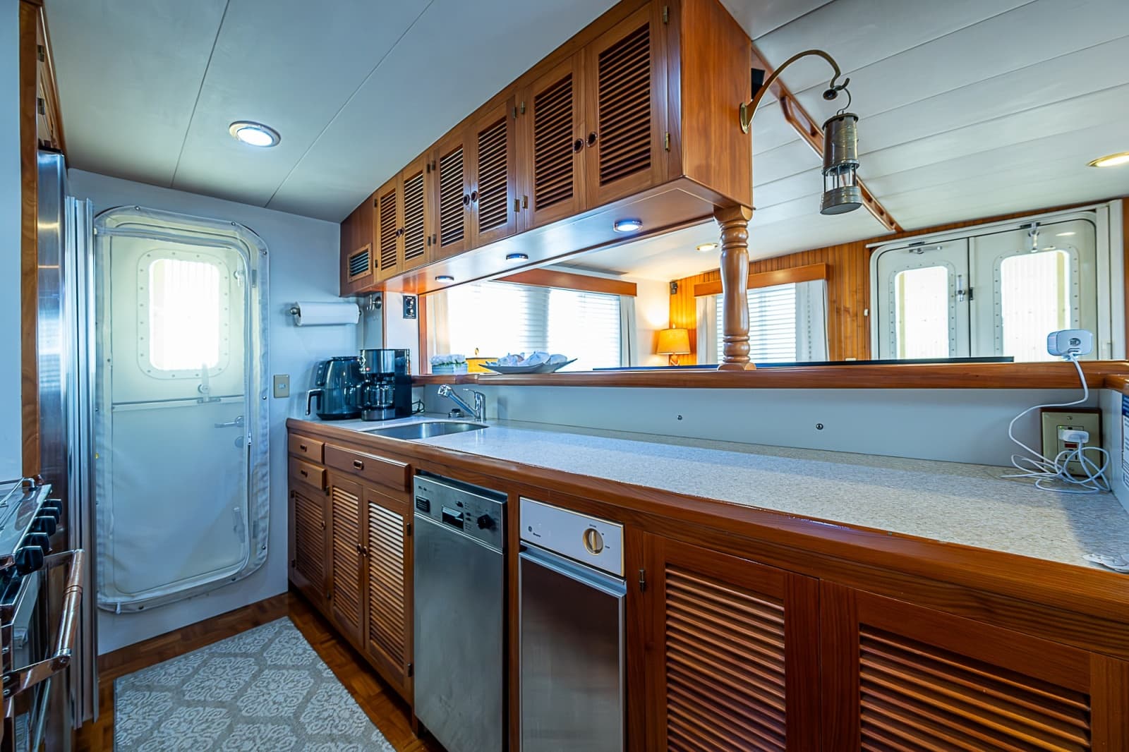 2001 Kadey-Krogen Krogen Trawler