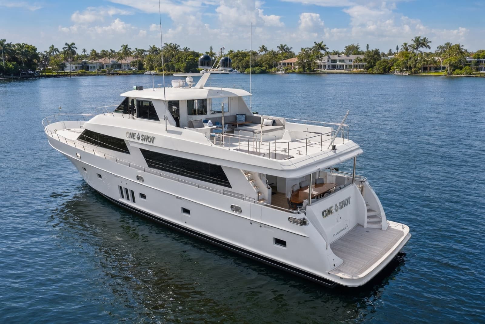 2012 Ocean Alexander 90 Skylounge