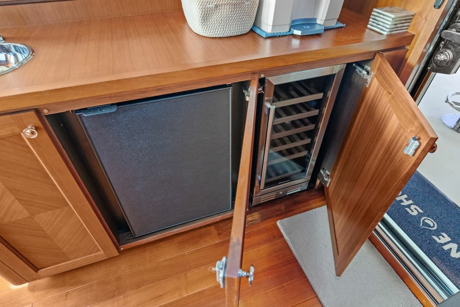 2012 Ocean Alexander 90 Skylounge