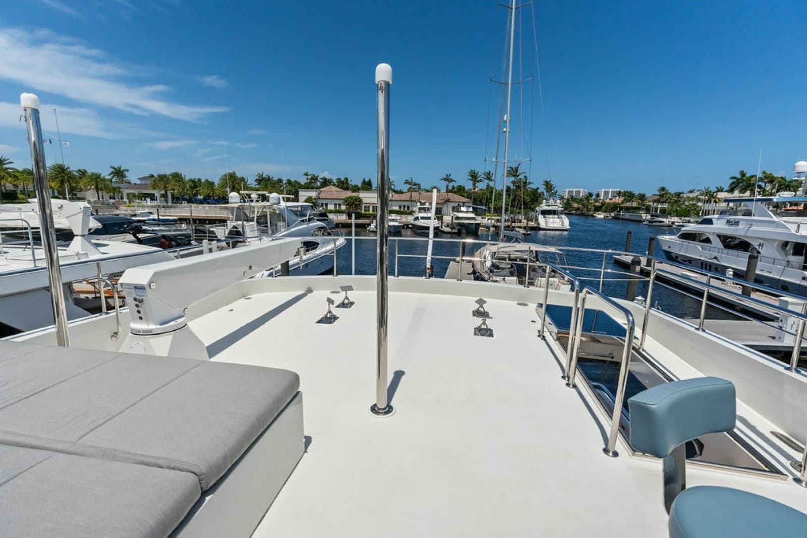 2012 Ocean Alexander 90 Skylounge