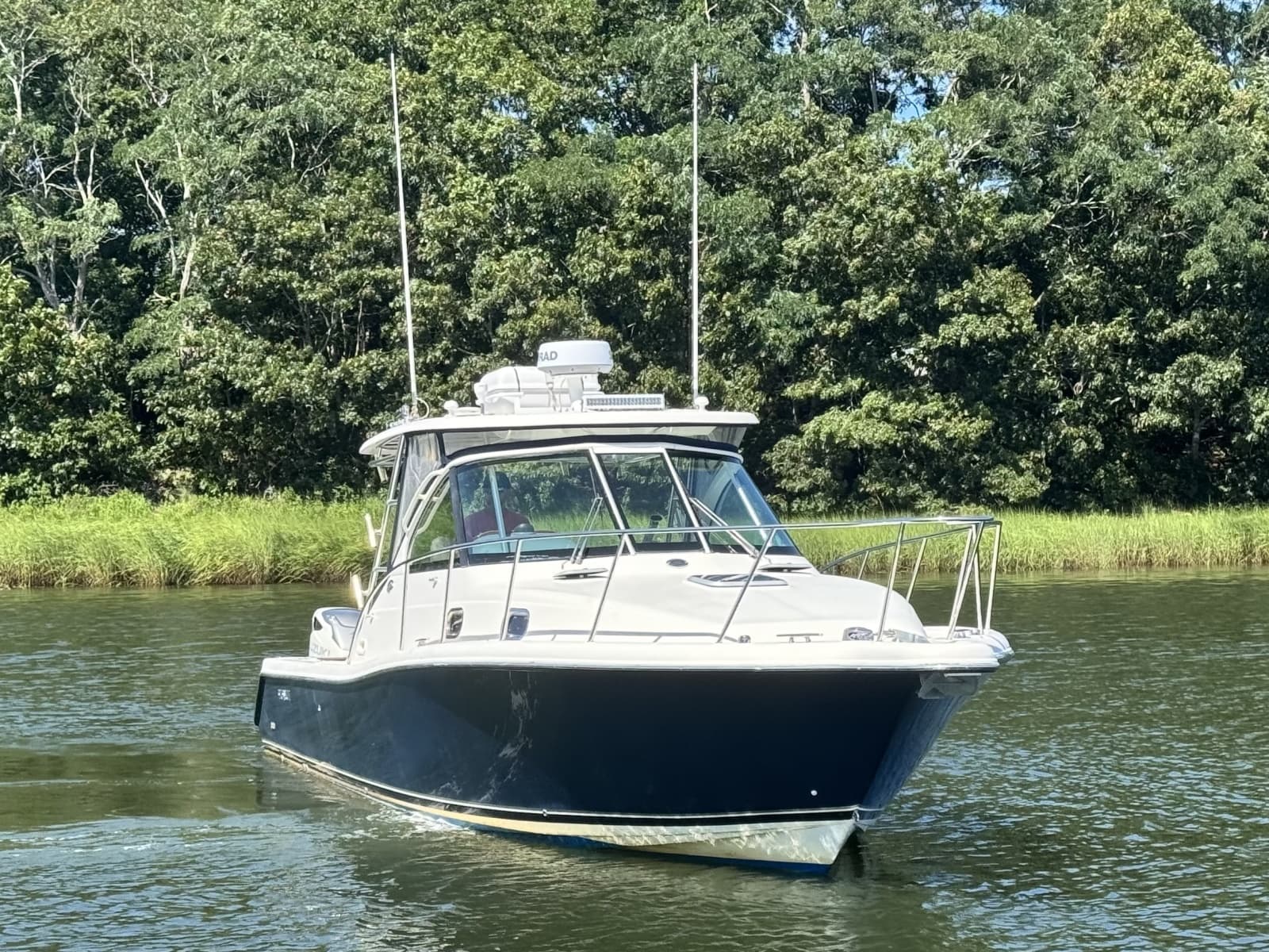 2006 Pursuit 3370 Offshore