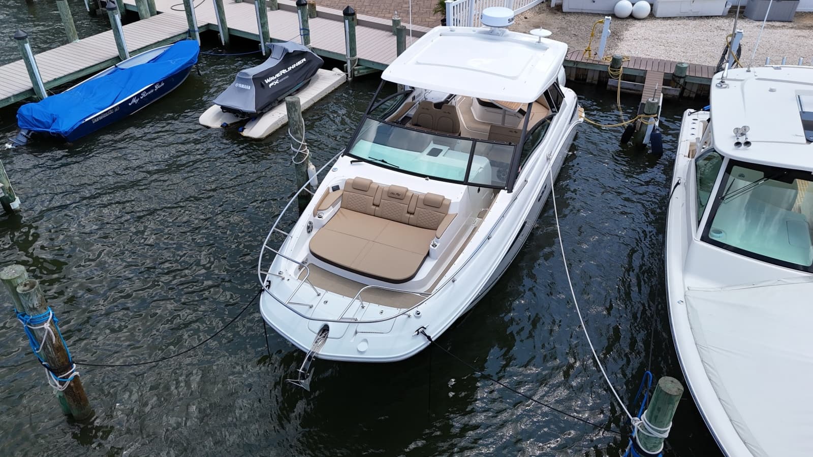 2025 Sea Ray 320 Sundancer OB