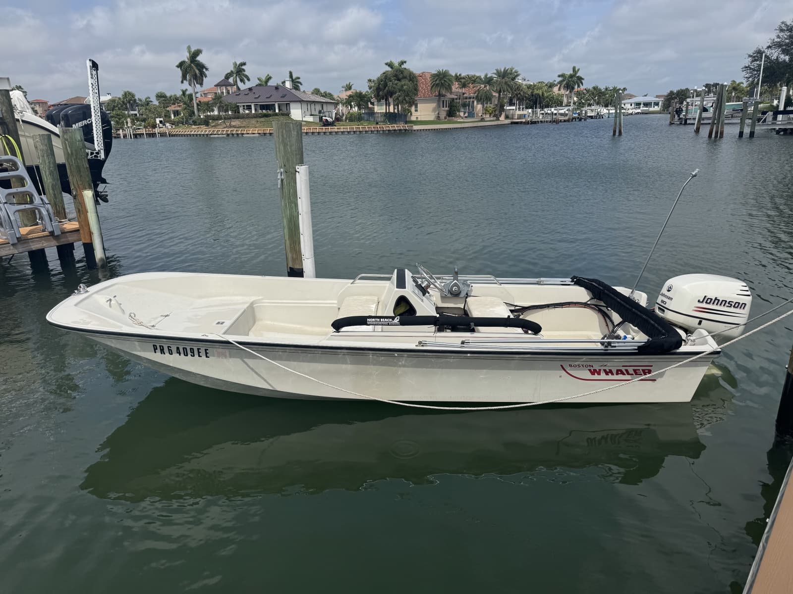 1992 Boston Whaler 17 Montauk (Sport GLS)