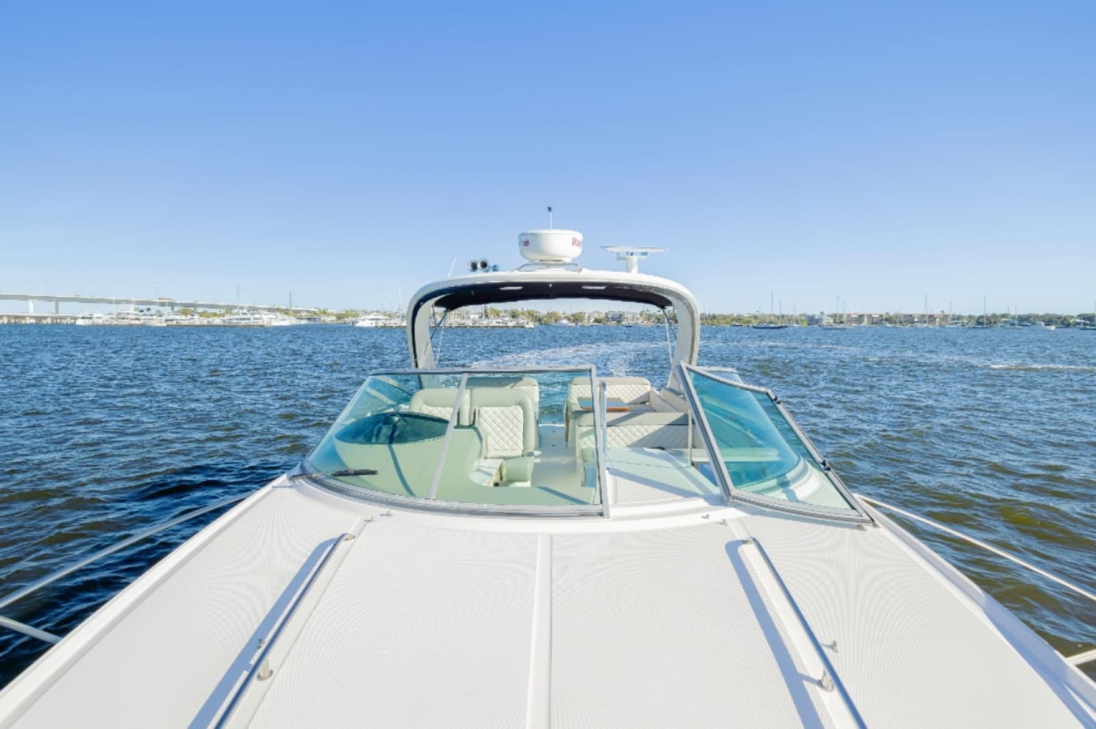 2013 Sea Ray 370 Venture