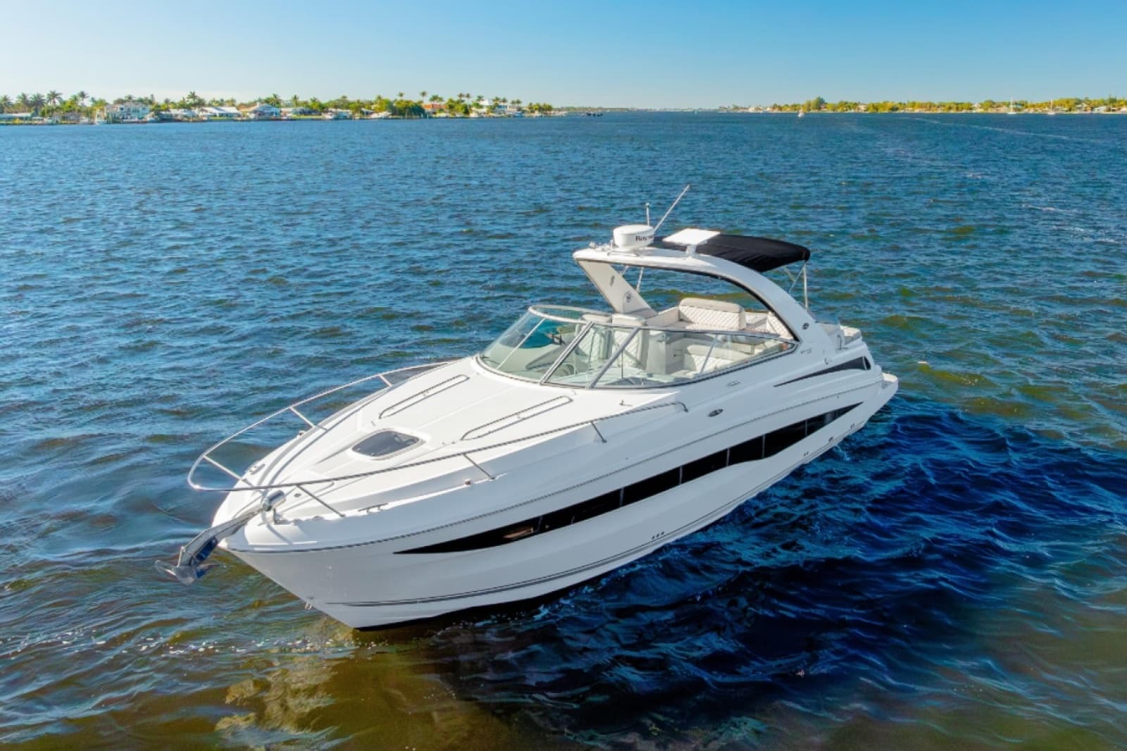 2013 Sea Ray 370 Venture