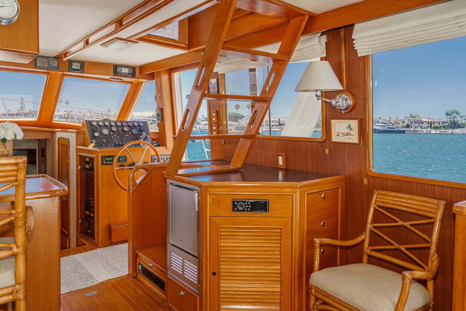 1989 Offshore Yachts Sedan