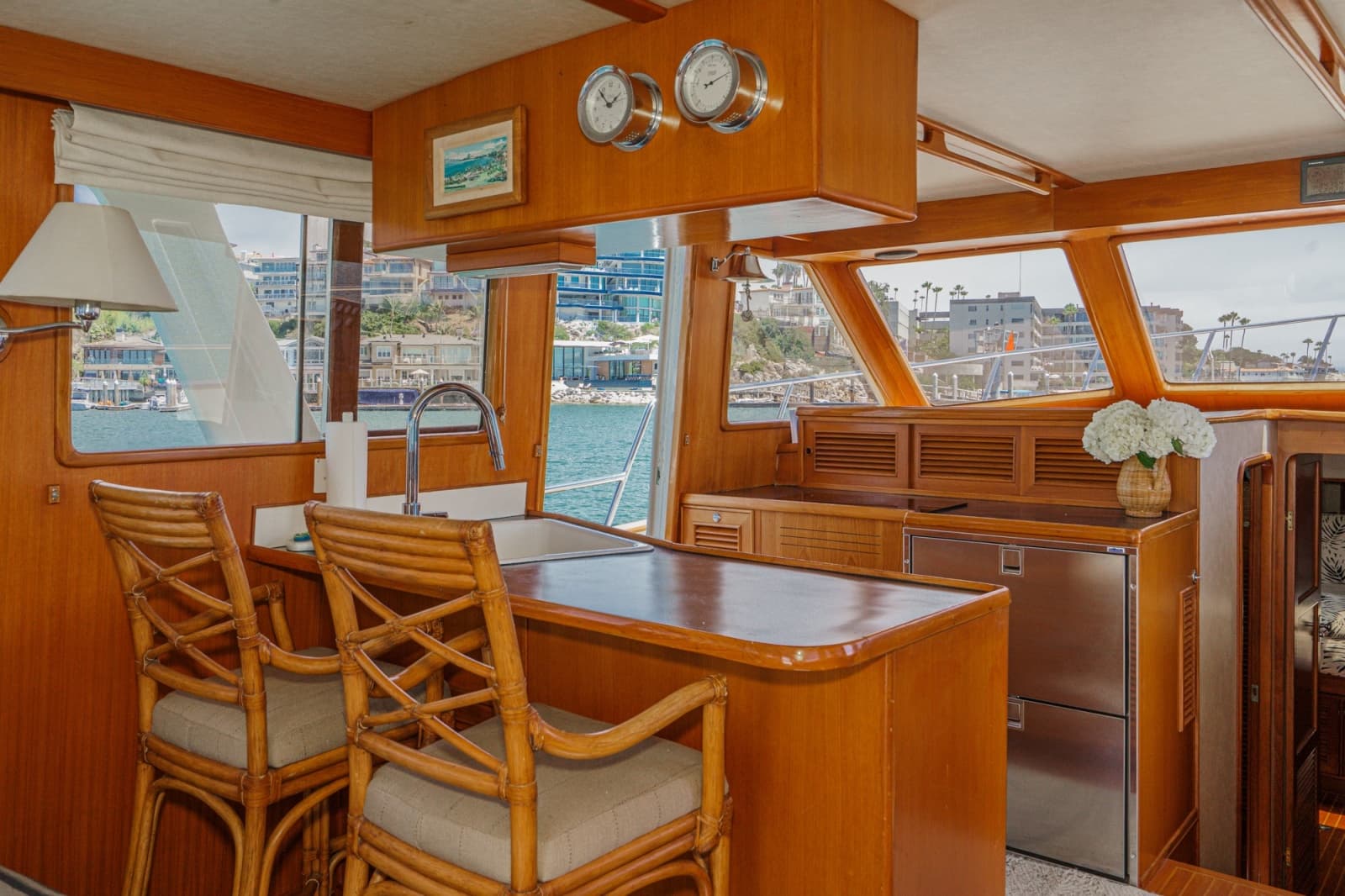 1989 Offshore Yachts Sedan