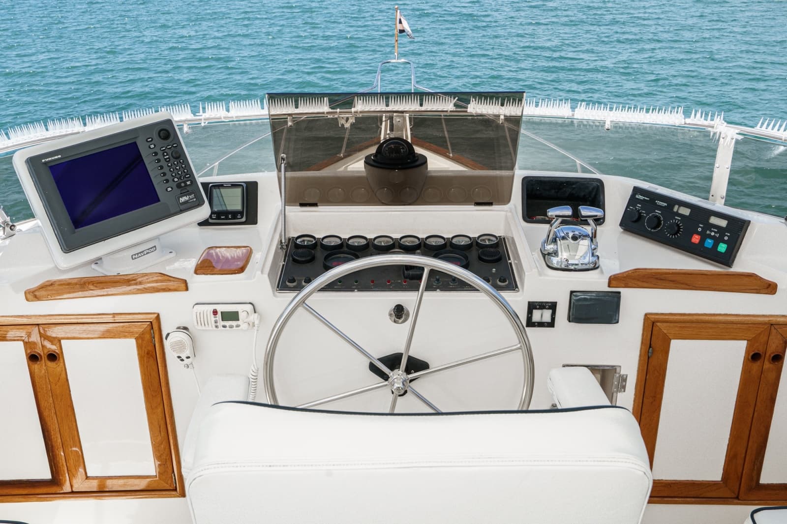1989 Offshore Yachts Sedan