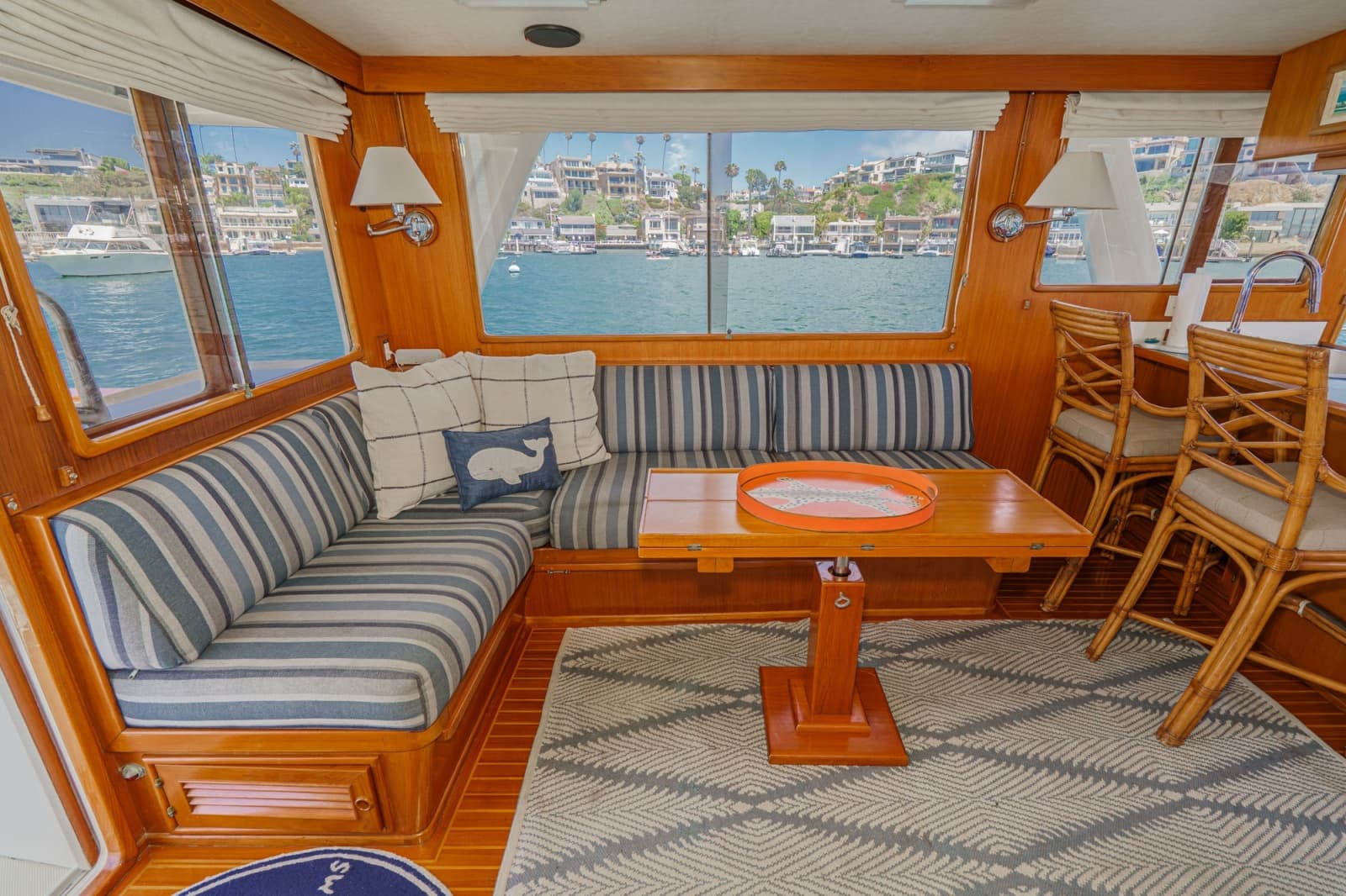 1989 Offshore Yachts Sedan