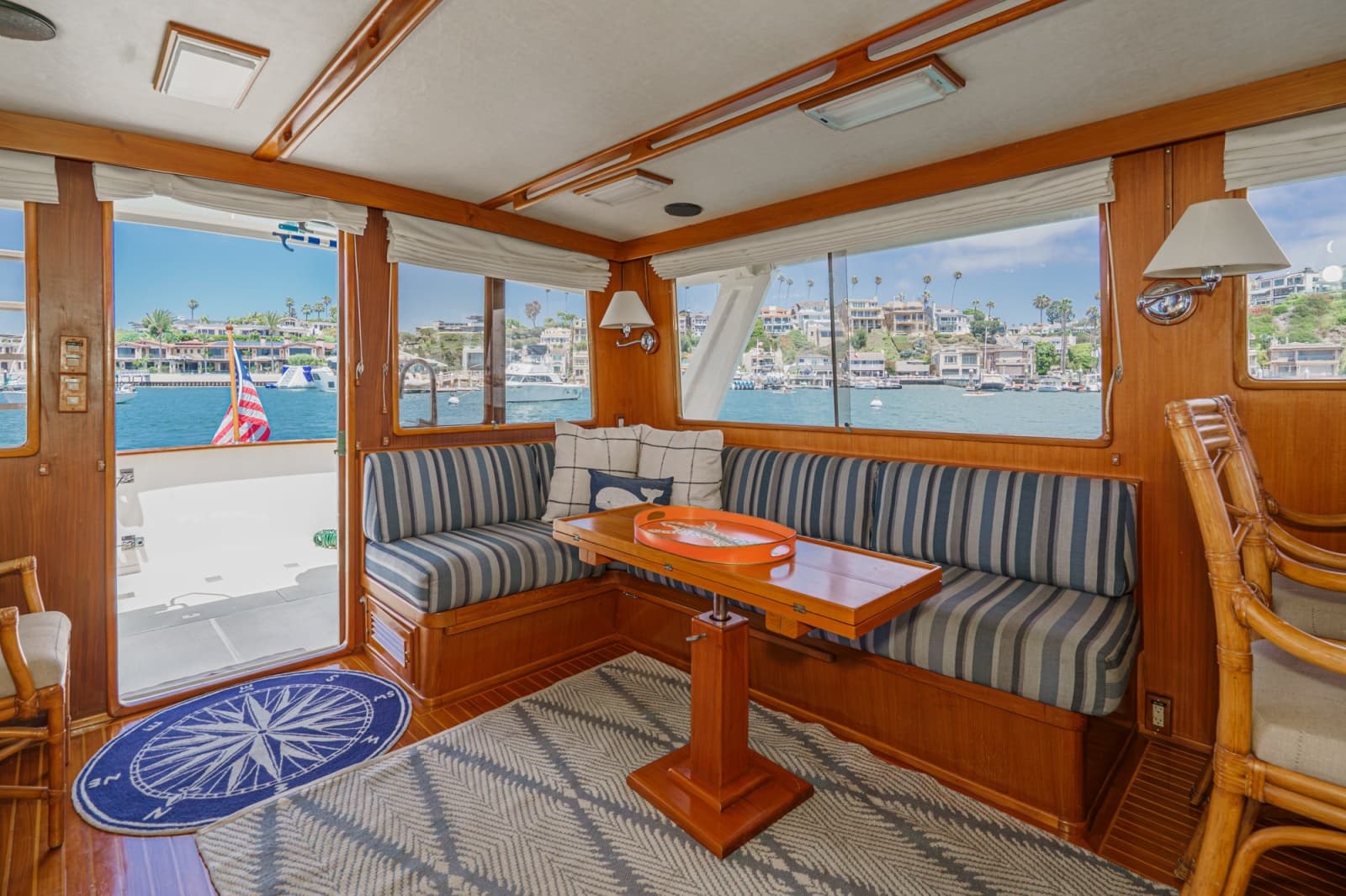 1989 Offshore Yachts Sedan