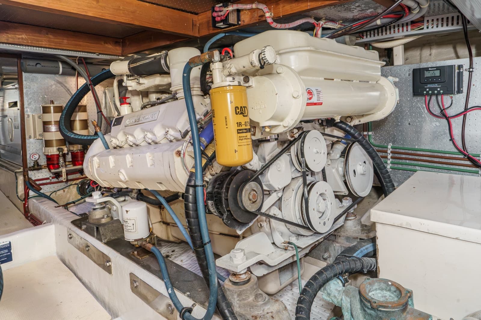1989 Offshore Yachts Sedan