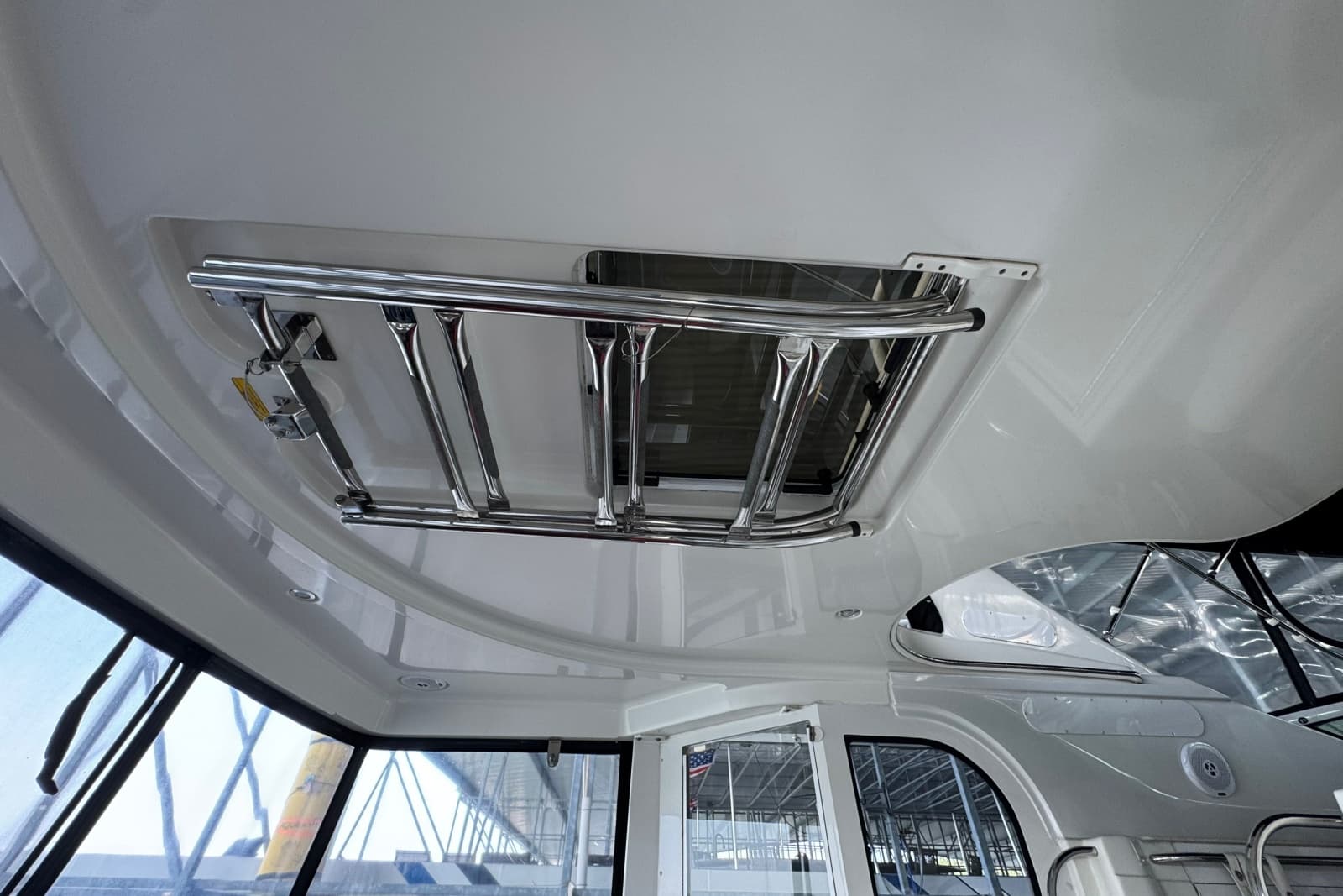 2004 Carver 466 Motor Yacht