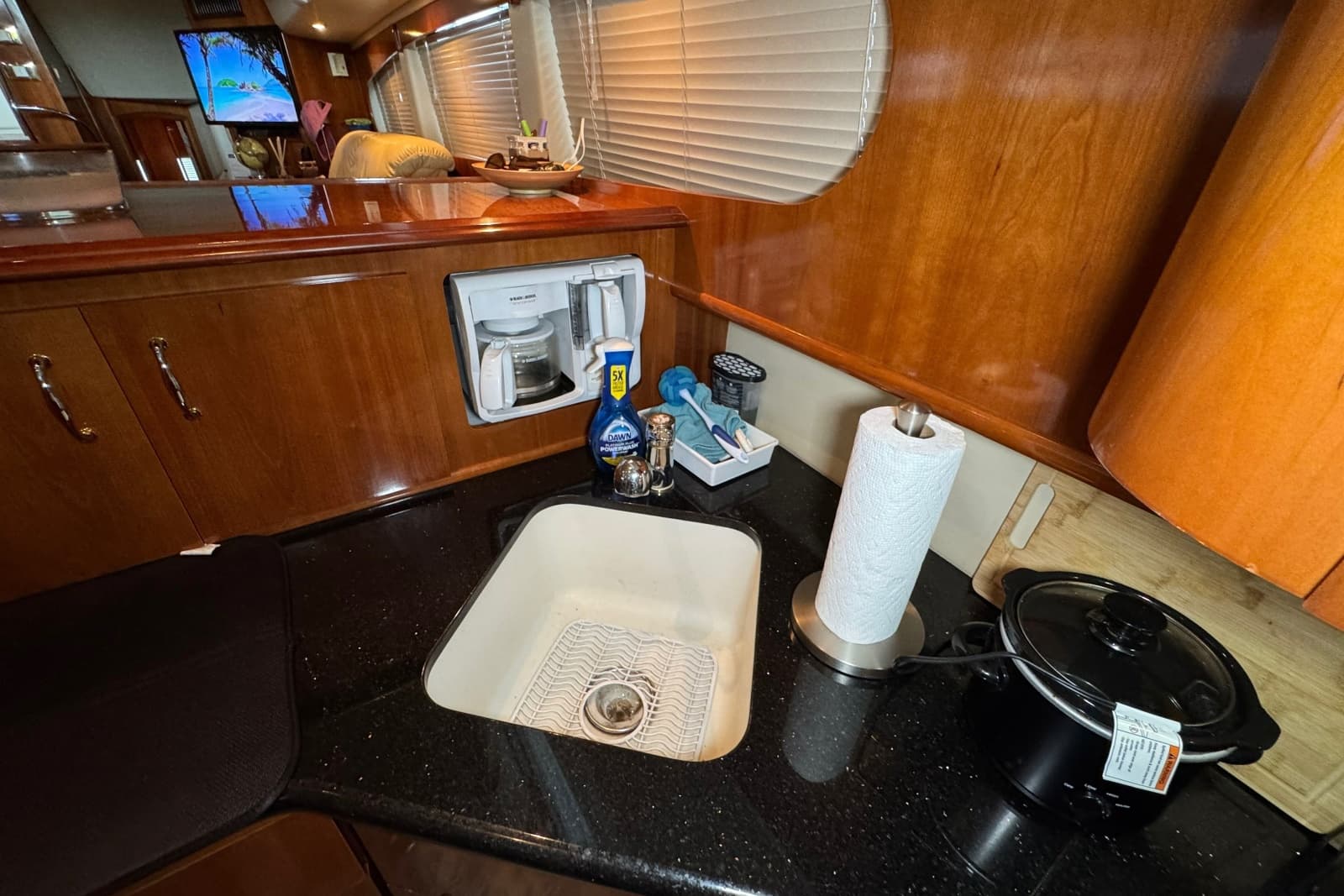 2004 Carver 466 Motor Yacht