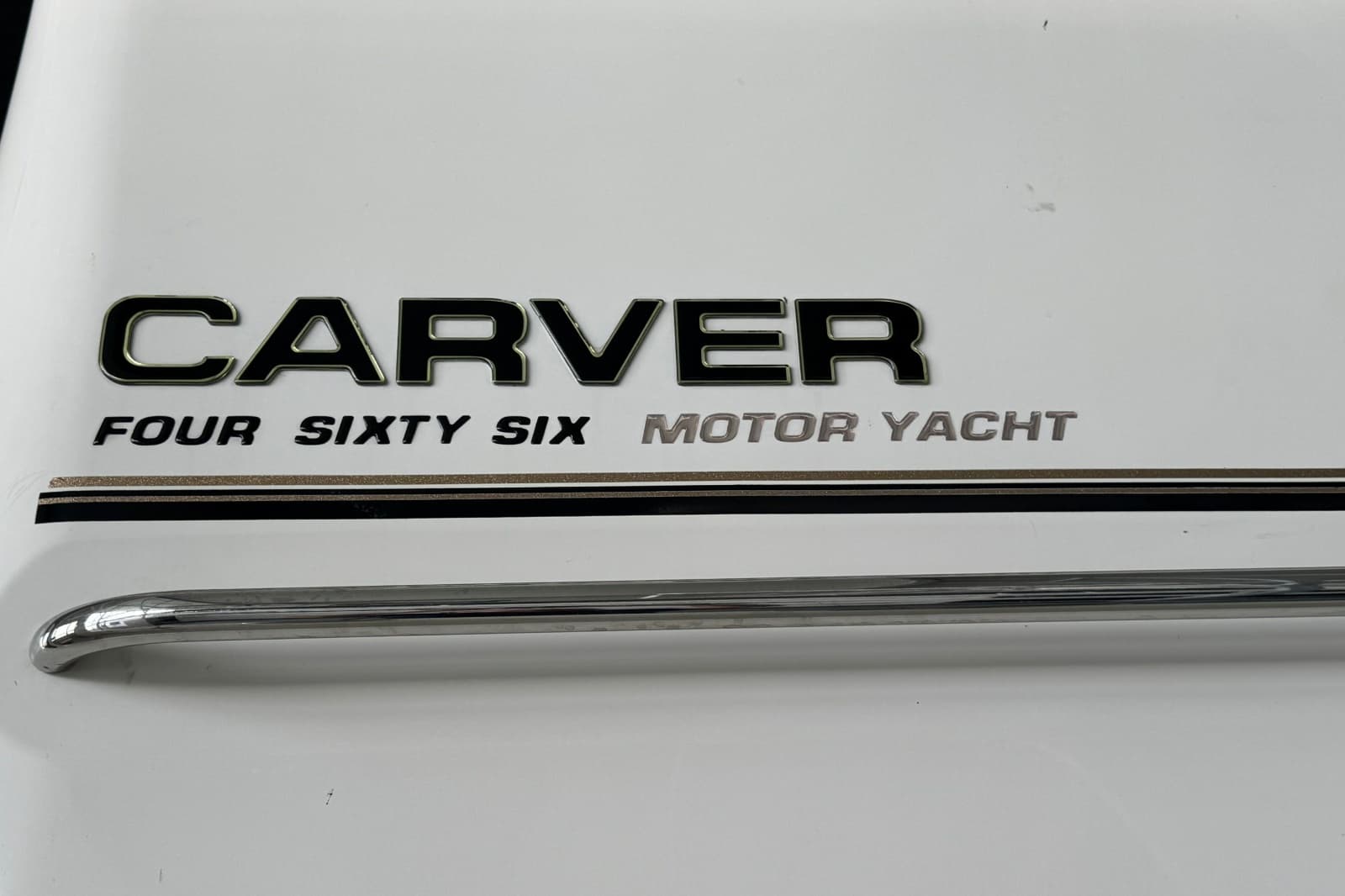 2004 Carver 466 Motor Yacht