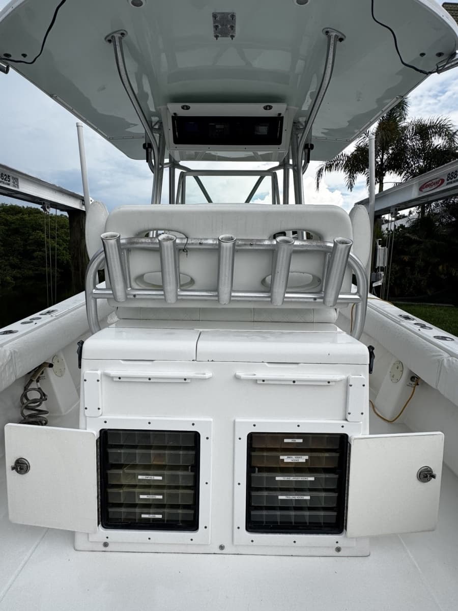 2006 Regulator 32FS