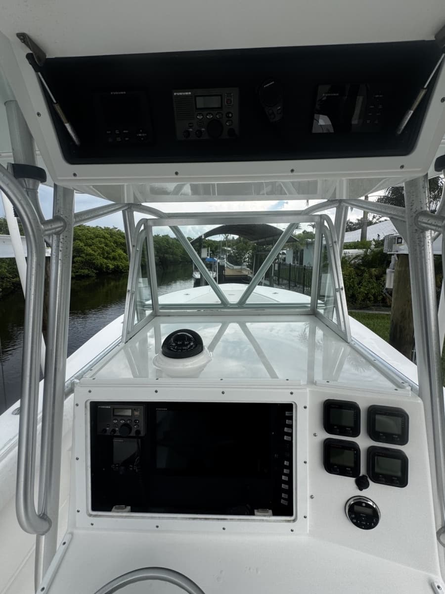2006 Regulator 32FS