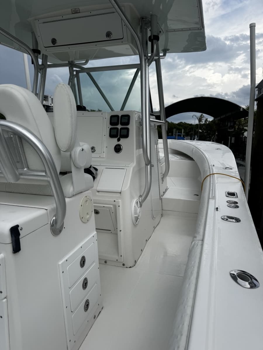 2006 Regulator 32FS