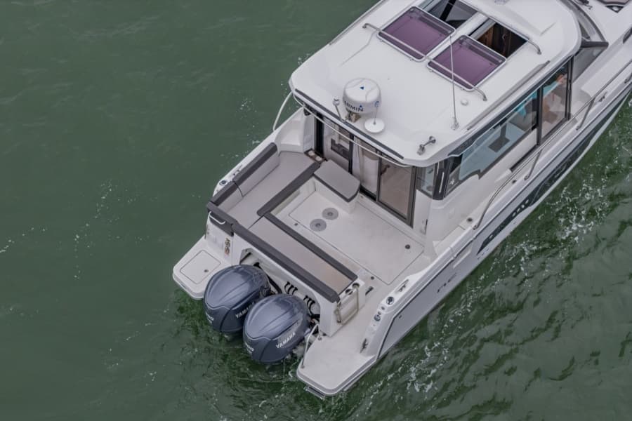 2023 Jeanneau NC 1095 Weekender