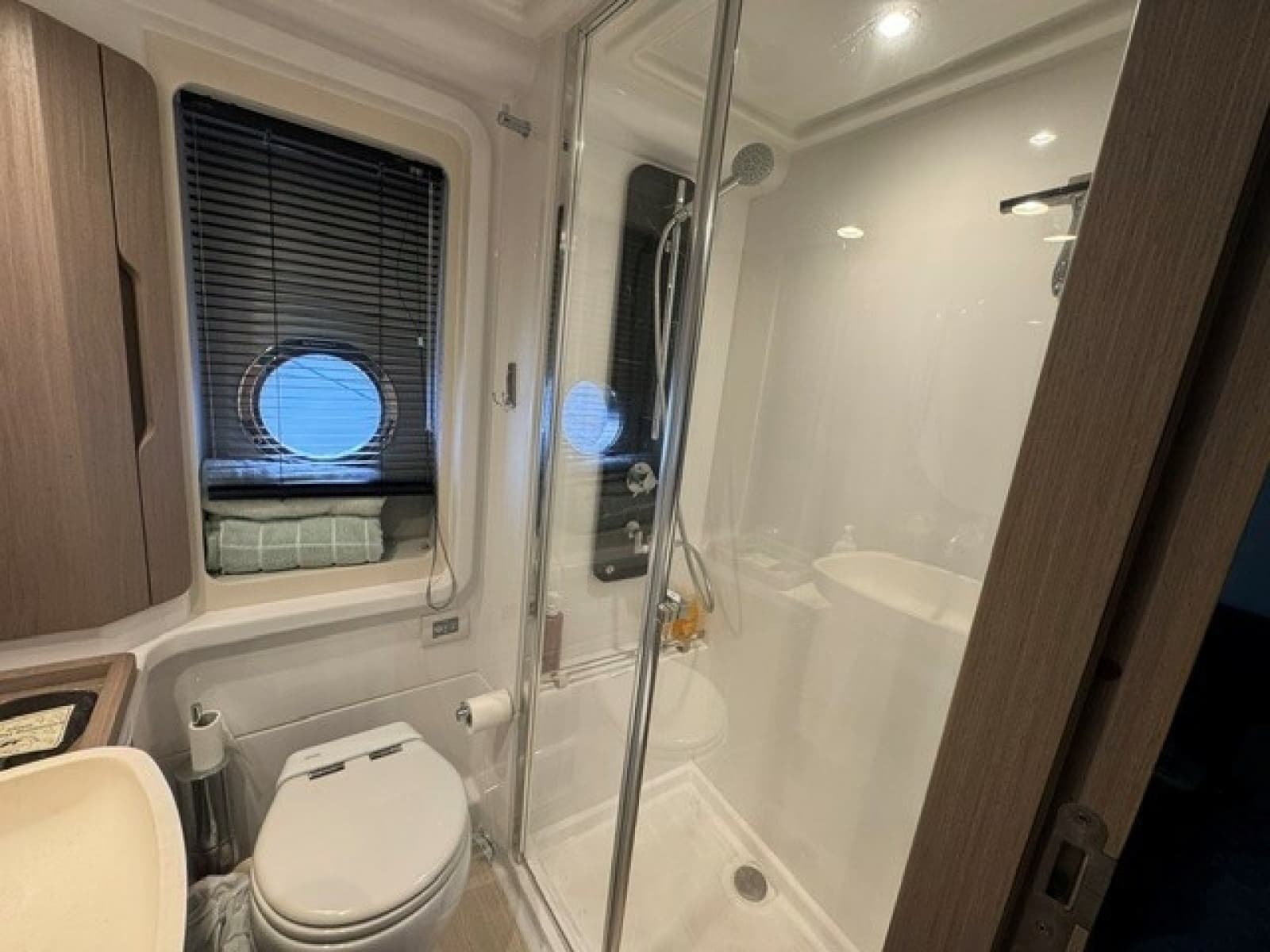 2023 Azimut 50FLY