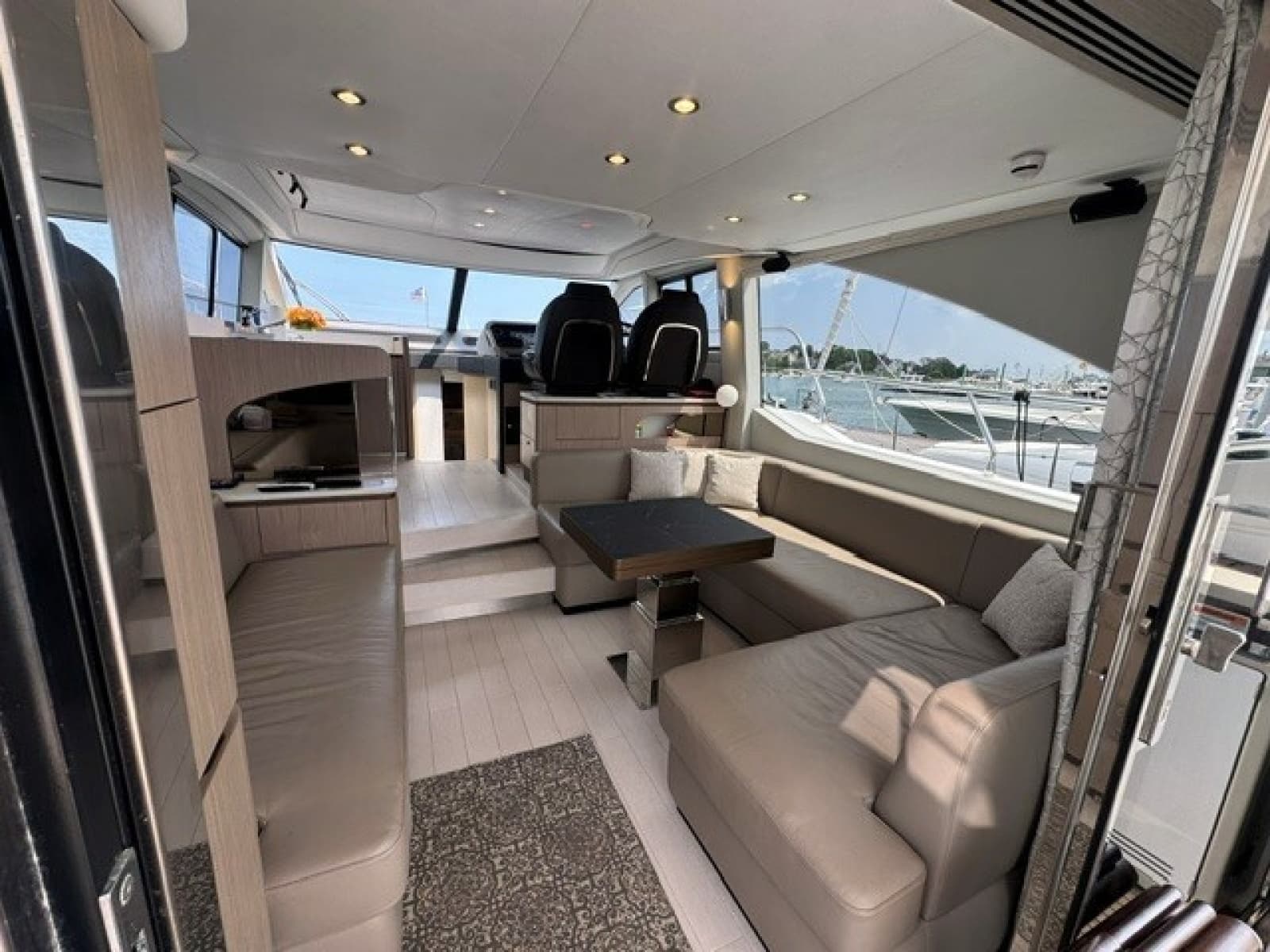 2023 Azimut 50FLY