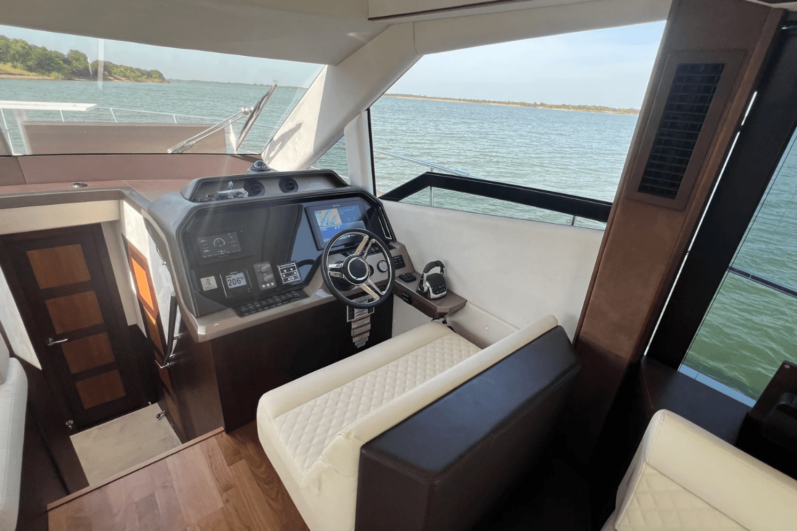 2019 Galeon 500 FLY