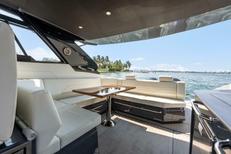 2023 Cruisers Yachts 42 GLS OB