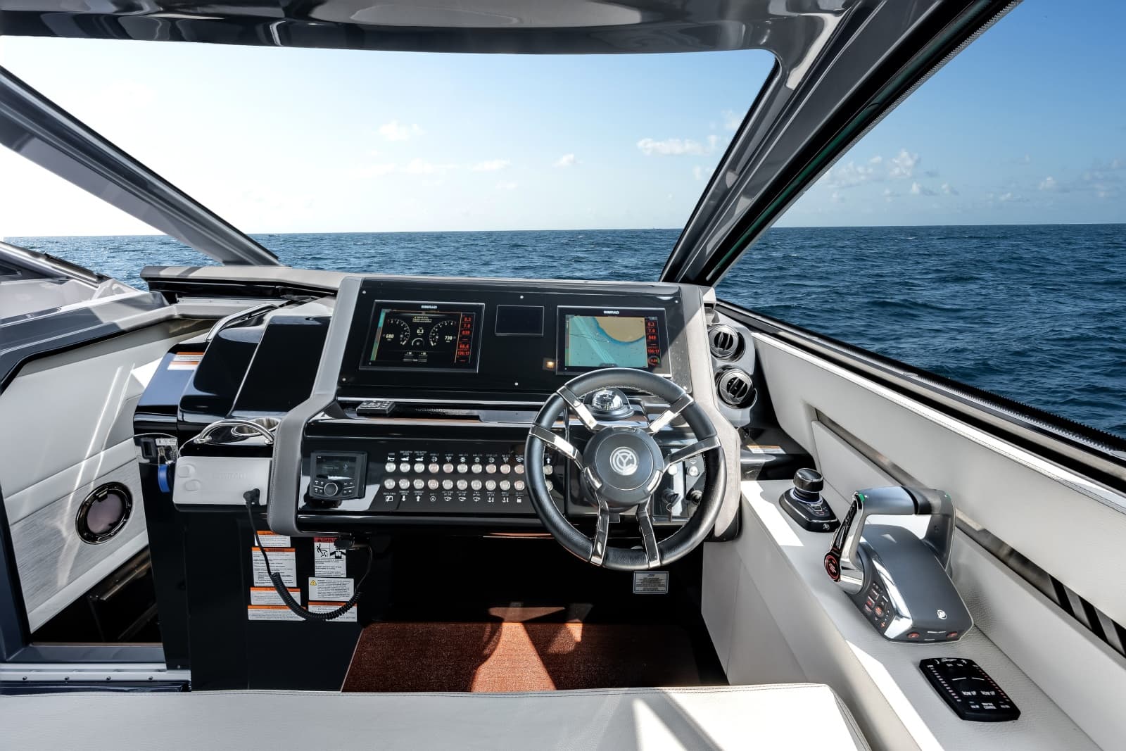 2023 Cruisers Yachts 42 GLS OB