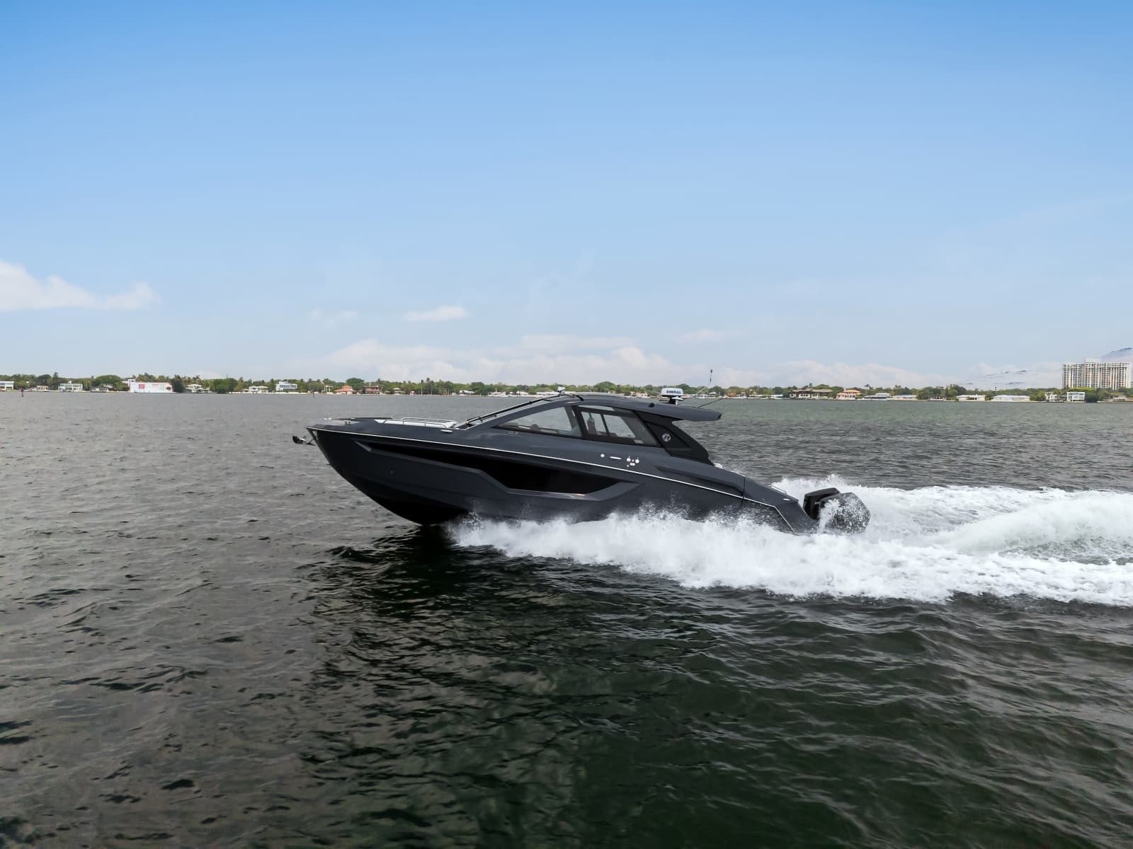 2023 Cruisers Yachts 42 GLS OB