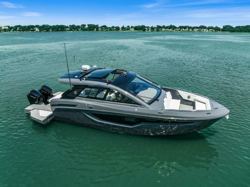 2023 Cruisers Yachts 42 GLS OB