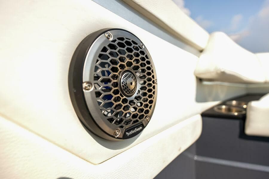 2023 Cruisers Yachts 42 GLS OB