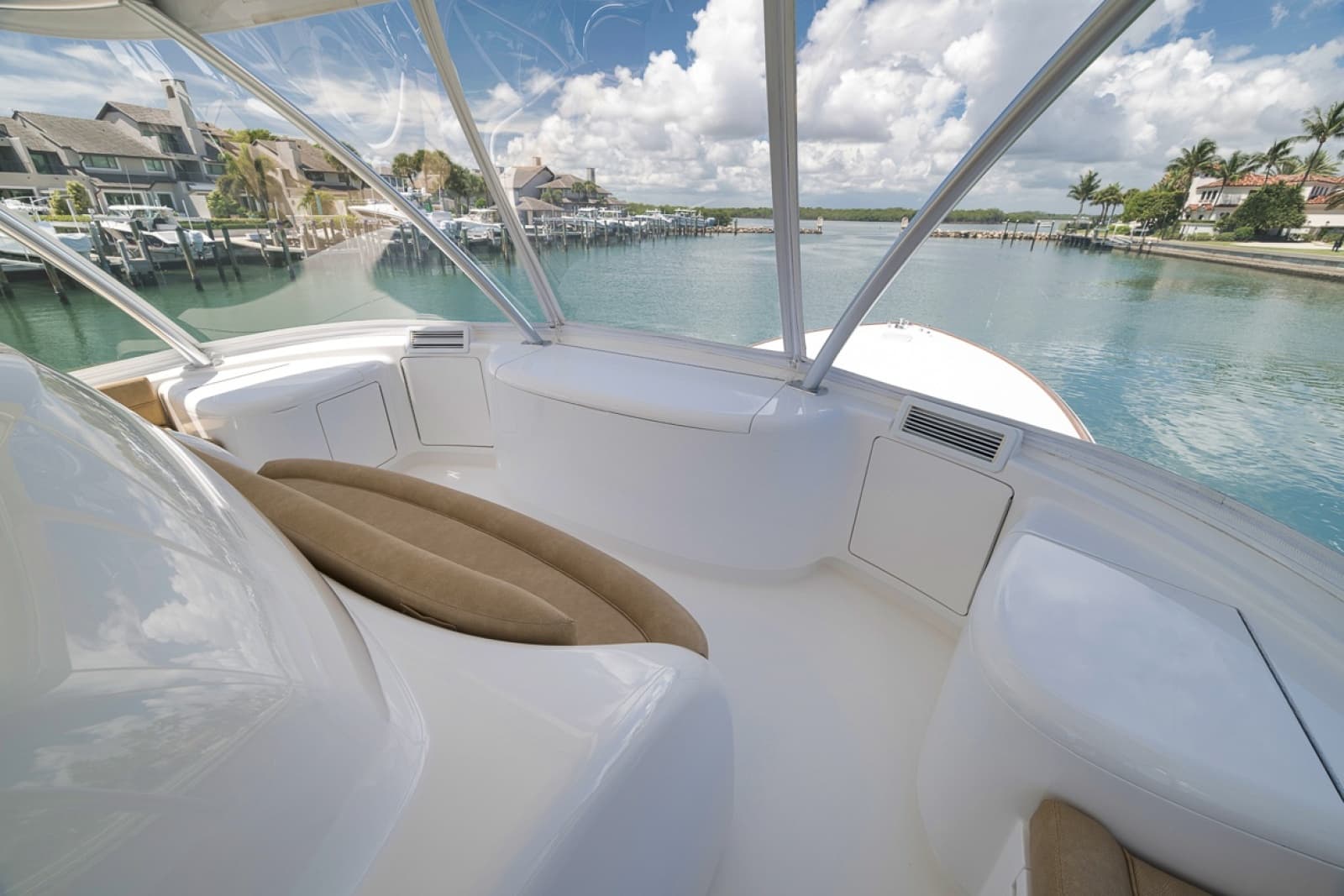 2017 Viking 62 Convertible